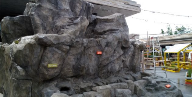 2019_06_二子玉川ライズ_ビアガーデン_特殊塗装_モルタル造形_エージング塗装_ロックワーク